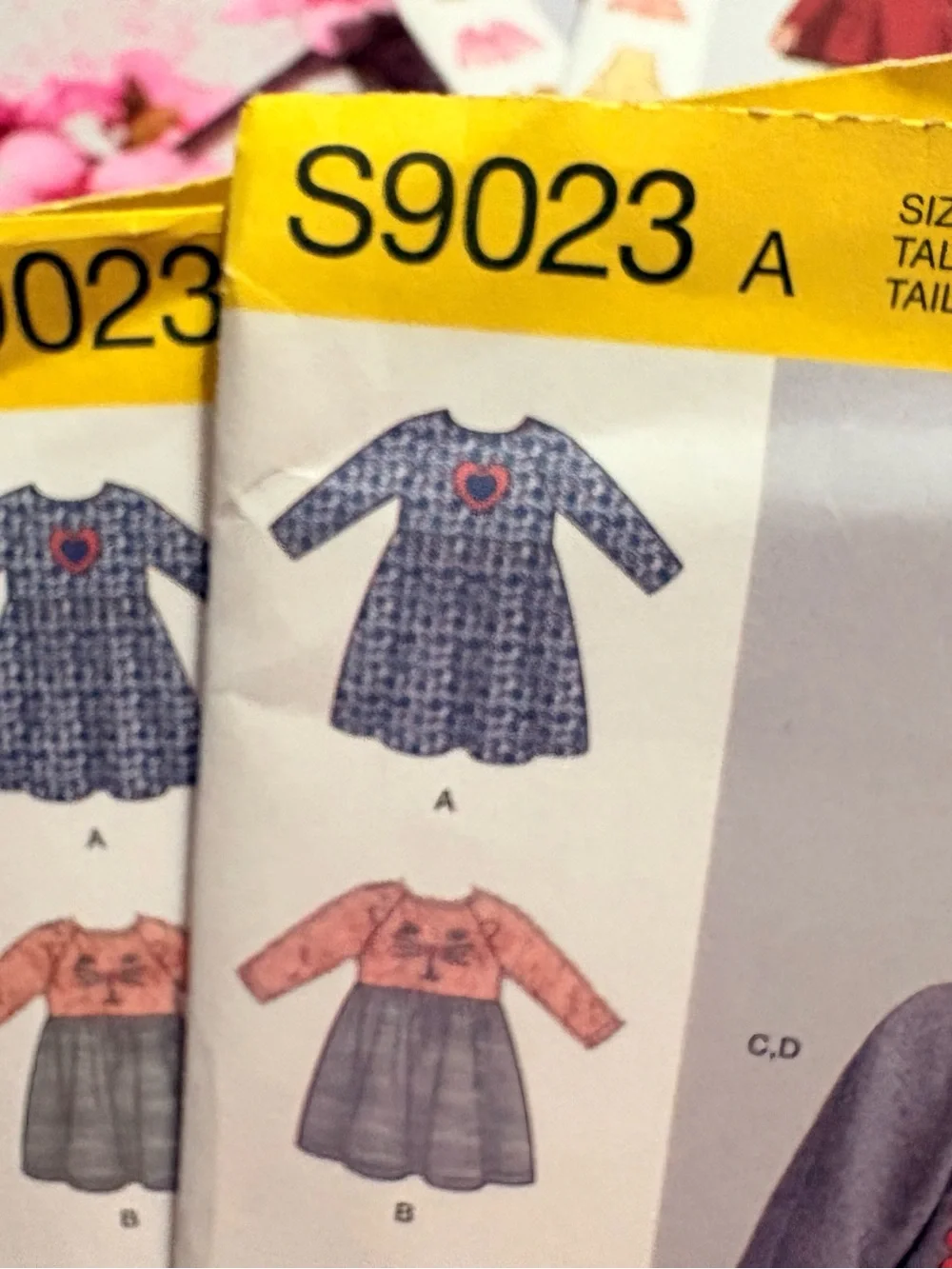 BN UNCUT SIMPLICITY 9023 A 1/2-4 TODDLERS SEWING PATTERNS